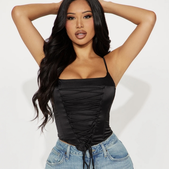 Fashion nova Zipup corset - Picture 1 of 4